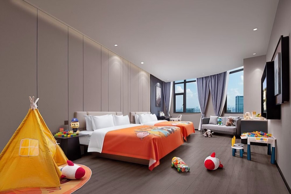 Family Twin Room, City View