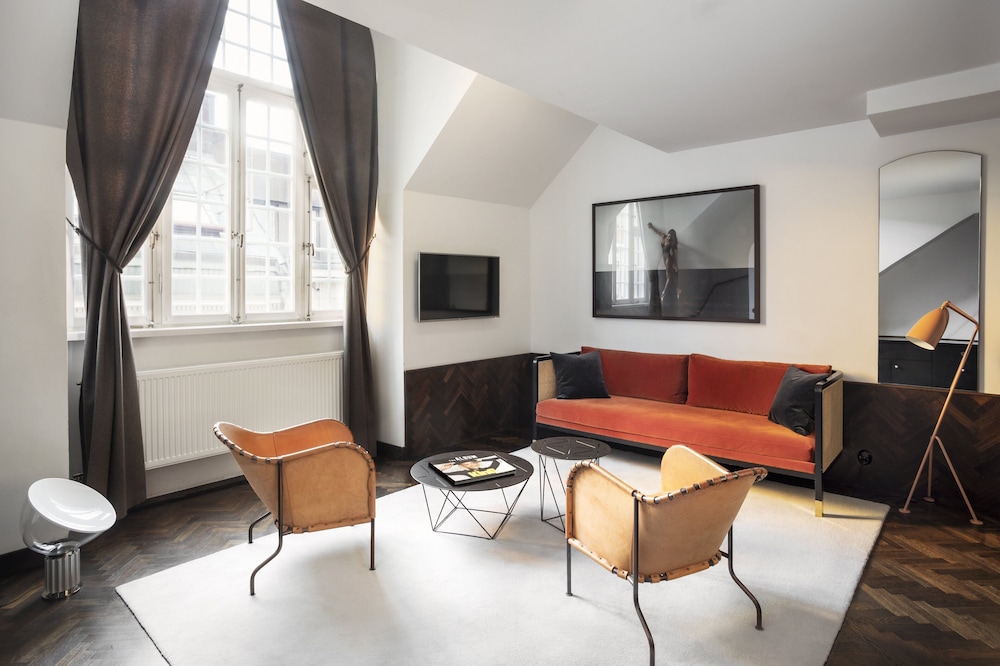 Suite (Etage) photo 1