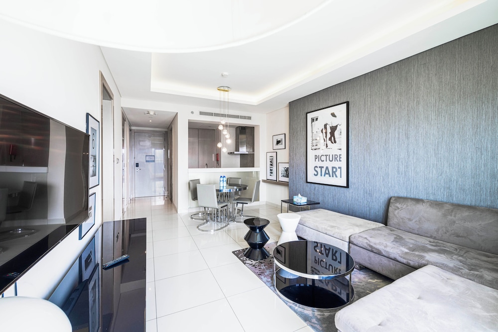 Luxury Apartment, Balcony, City View photo 2