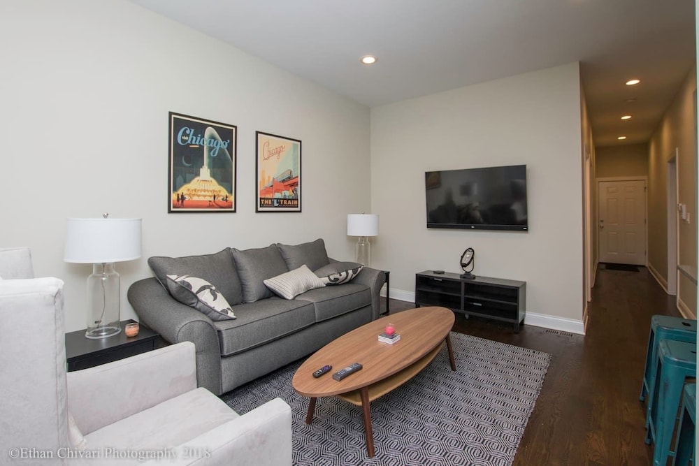 Apartment (4 Bedrooms)