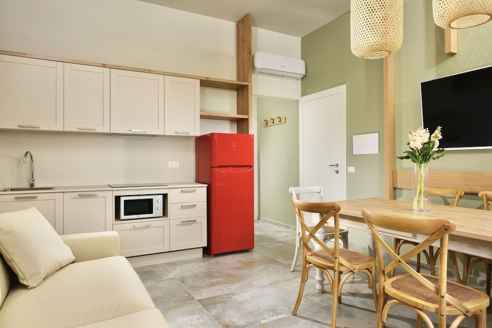 Basic Apartment photo 3