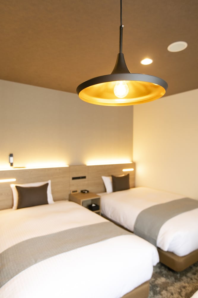 Superior Twin Room, Non Smoking - Photo 2