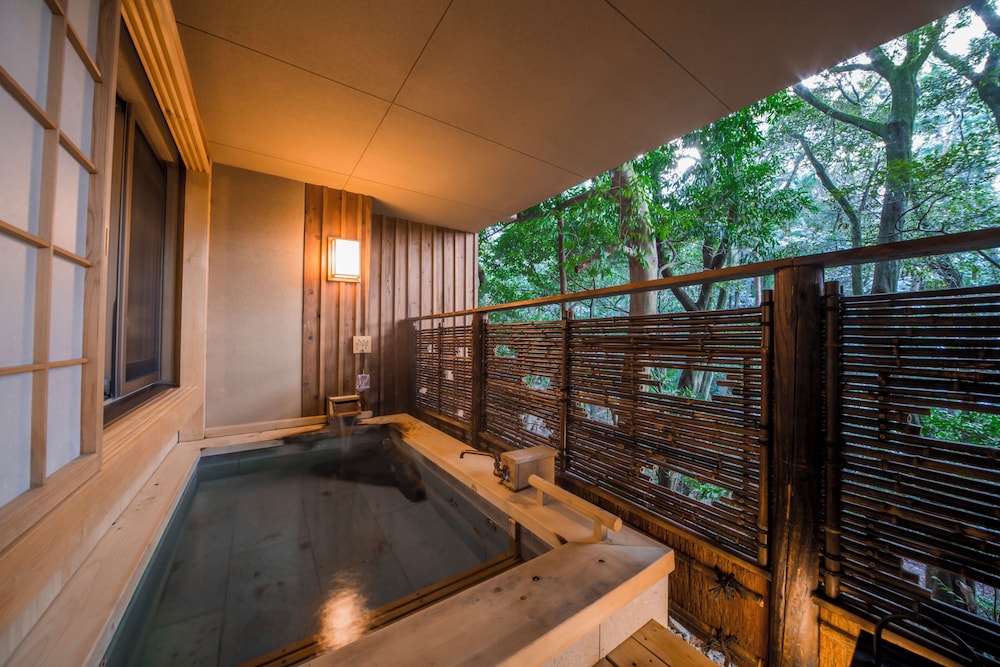 Special Room [Non-Smoking] 59 sqm Featuring Natural Hot Spring Open-Air Bath (Capacity: 2 guests) photo 1