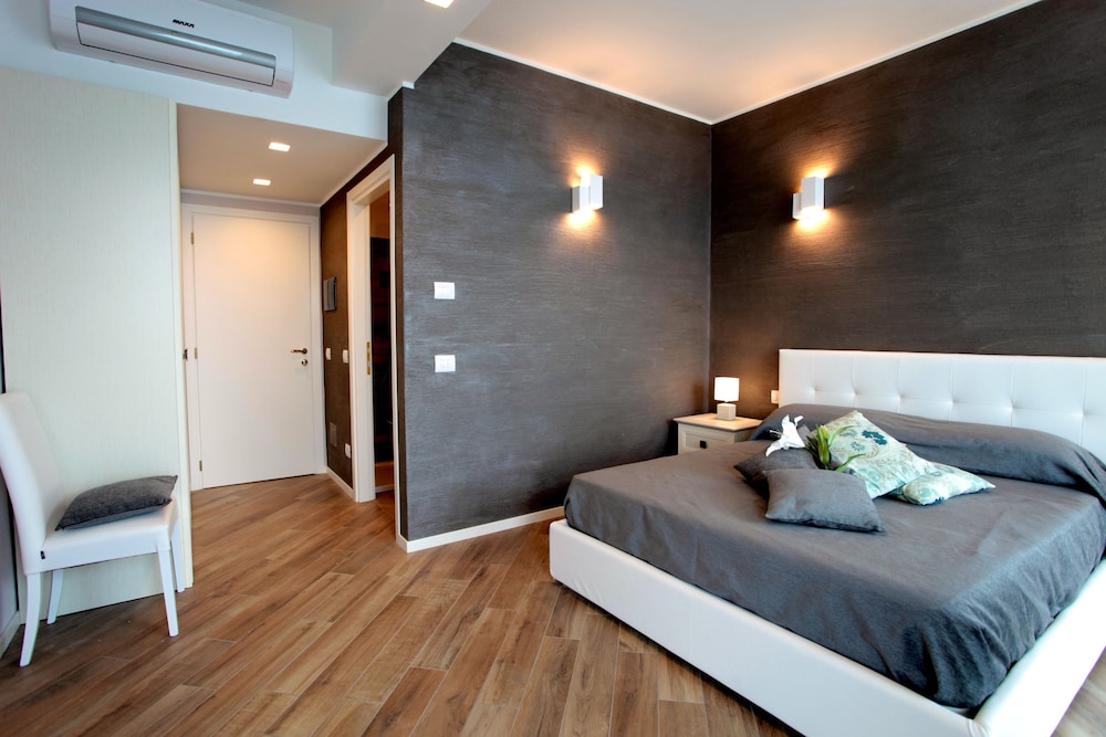 Deluxe Room, Lake View (n.10)