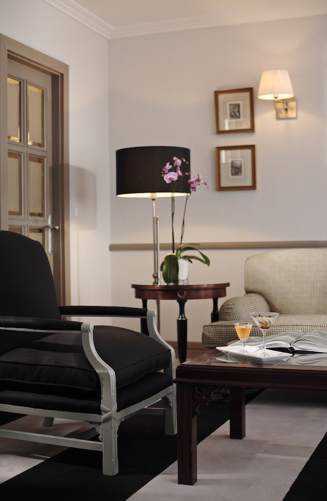 The Level, Grand Suite