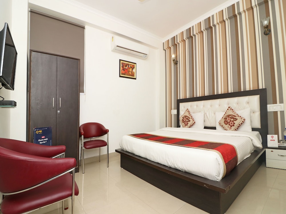 Suite, 1 King Bed photo 1