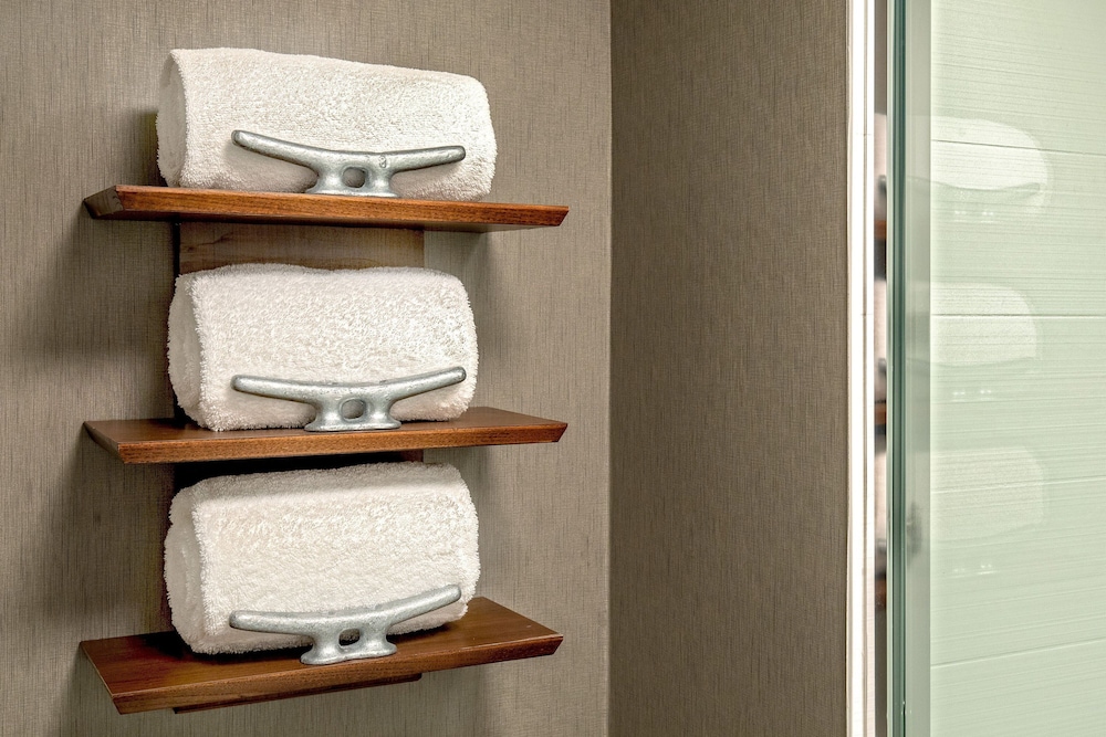 Suite, 1 Bedroom, Harbor View (Mobility Accessible, Tub)