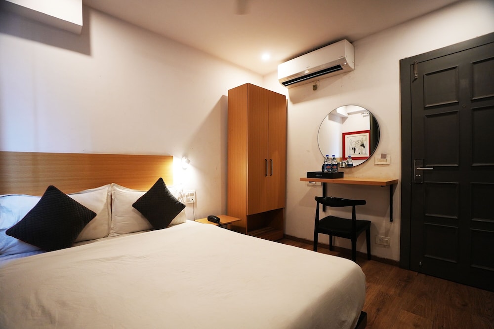 Deluxe Room - Photo 4