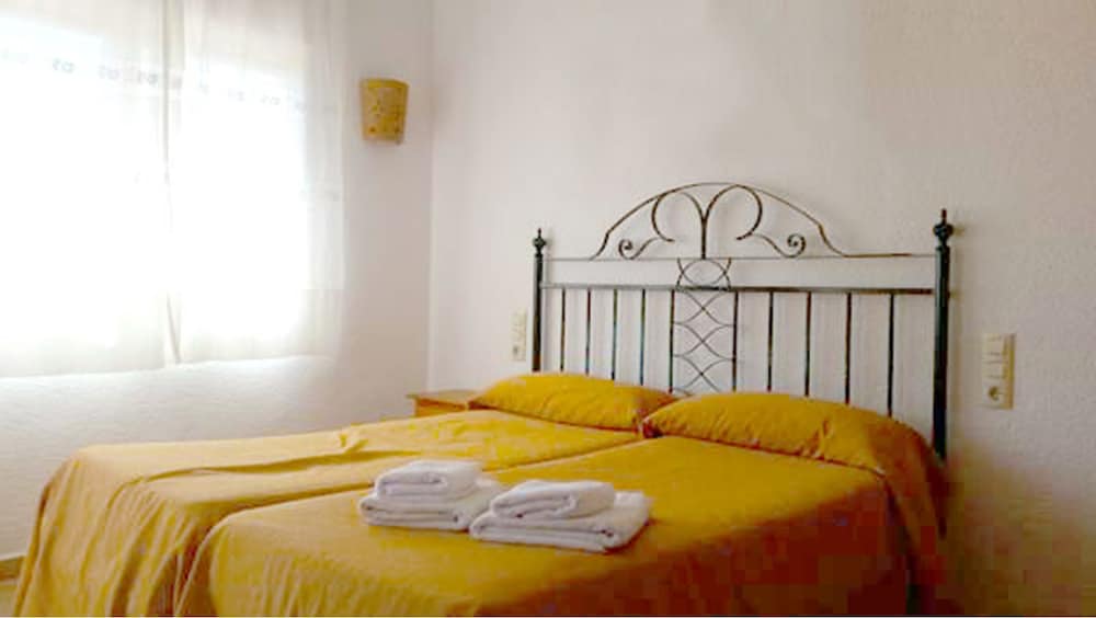 Apartment without living room (Ref5: 2PS)