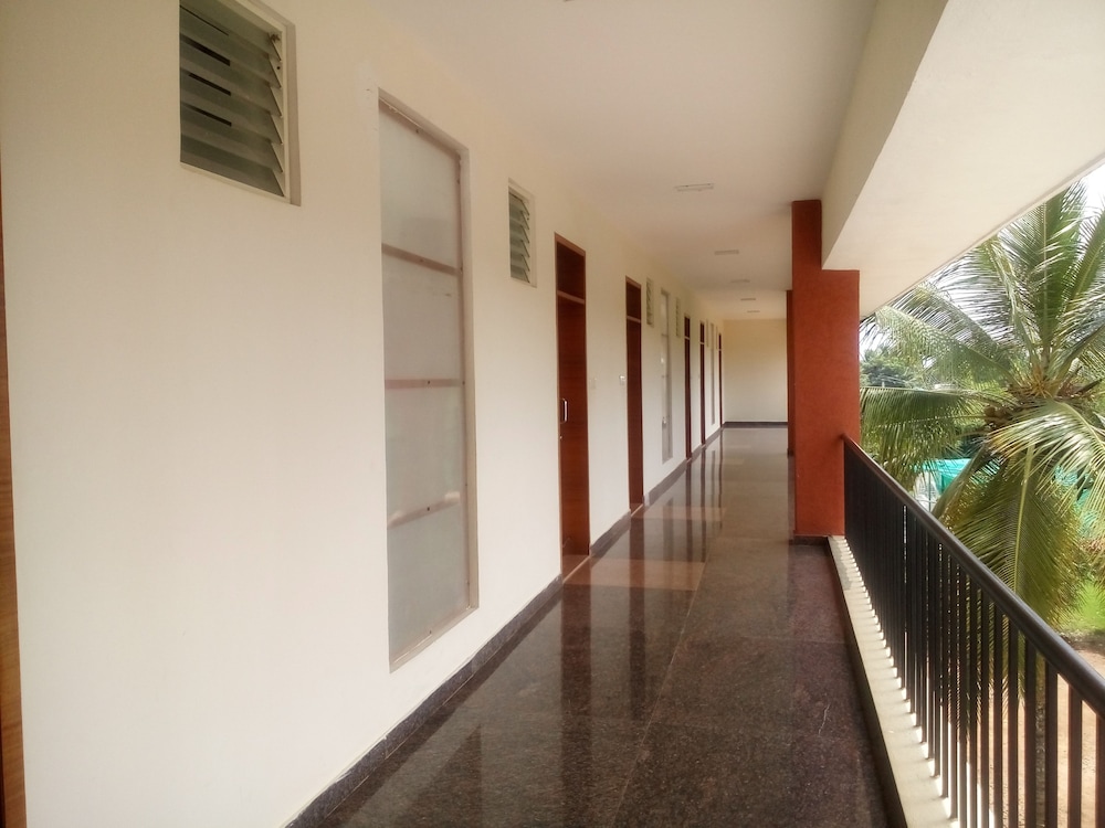 Superior Room, 1 Double Bed, Smoking, City View photo 3