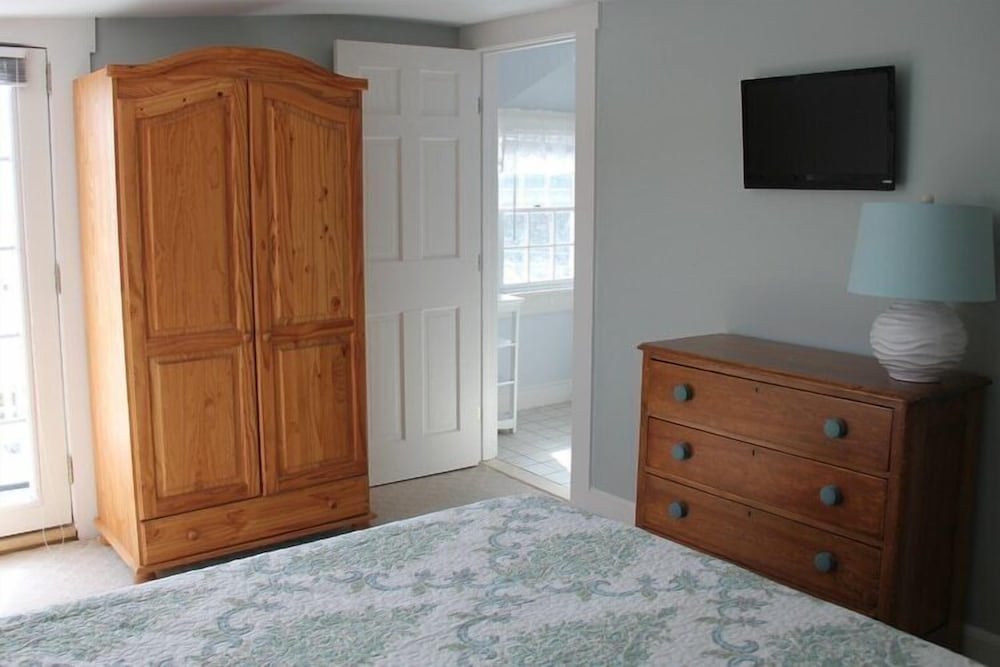 Queen Room: Balcony & Ocean View: 304 photo 3