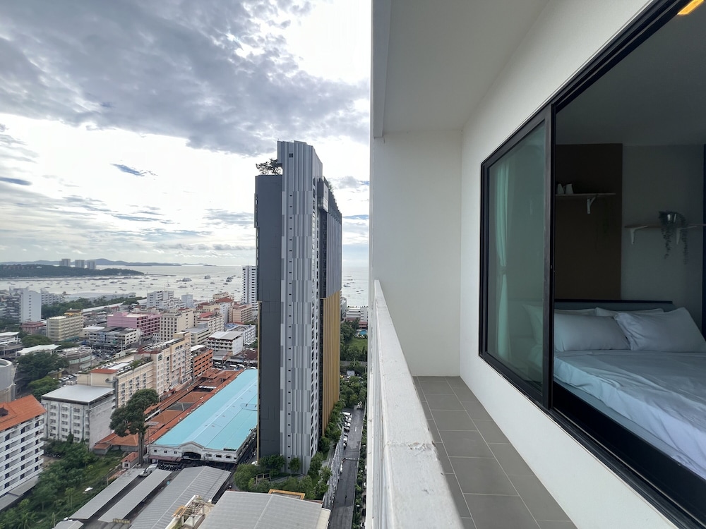 Premium Condo, 1 Bedroom, Kitchen, Sea View photo 3