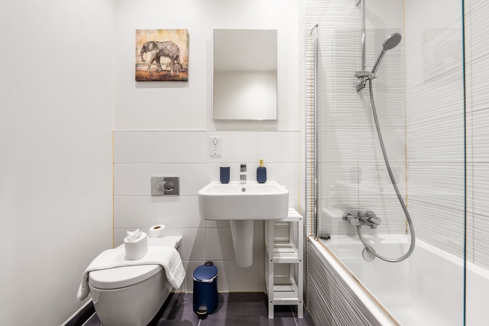 Luxury 1 Bedroom Serviced Apartment in the Heart of Stevenage, 사진 29