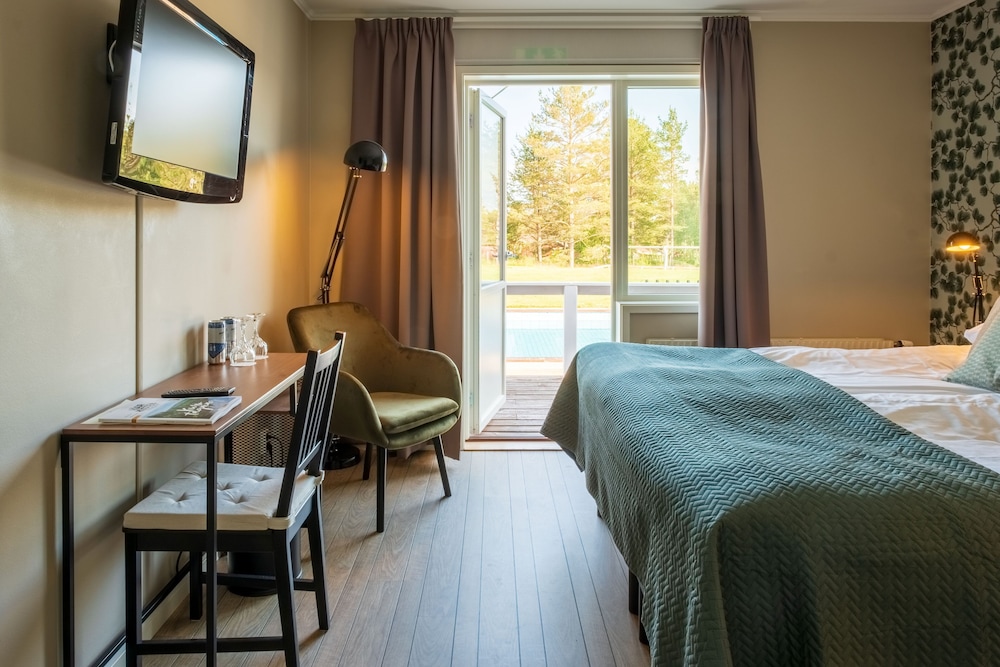 Deluxe Double or Twin Room photo 2