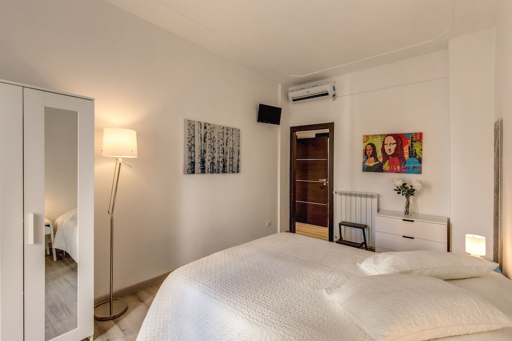 Basic Double or Twin Room (via Gallia 96) photo 3
