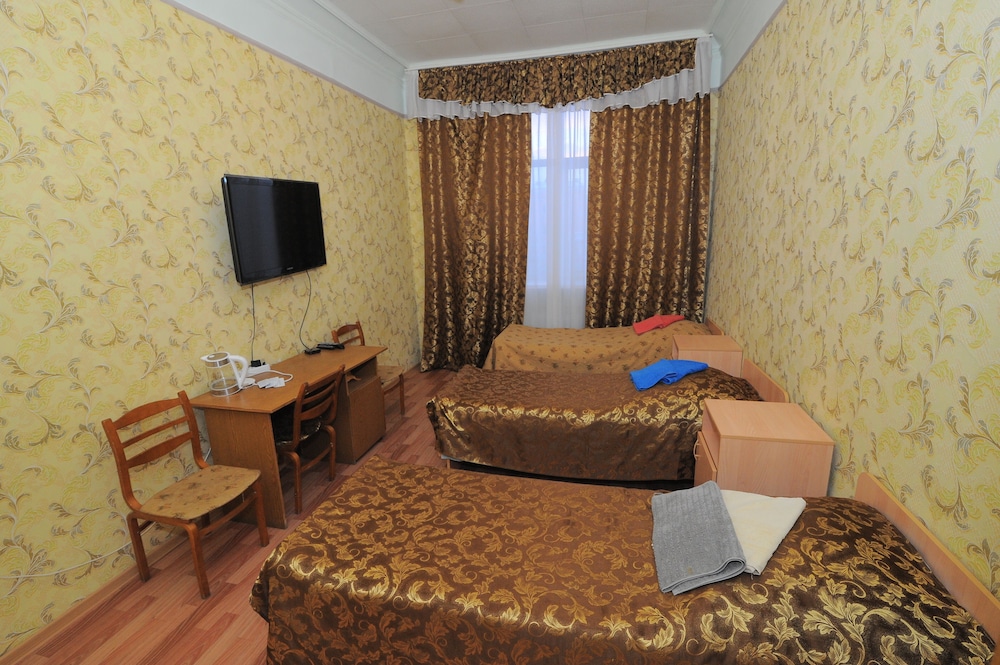Economy Room, 3 Twin Beds