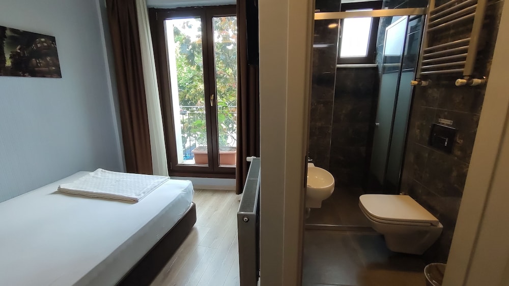 Standard Double Room, 1 Double Bed photo 1