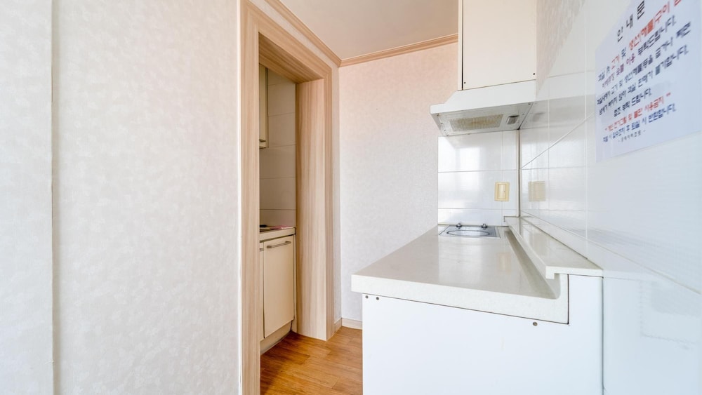 Basic Room, 1 Bedroom (306.) - Photo 8