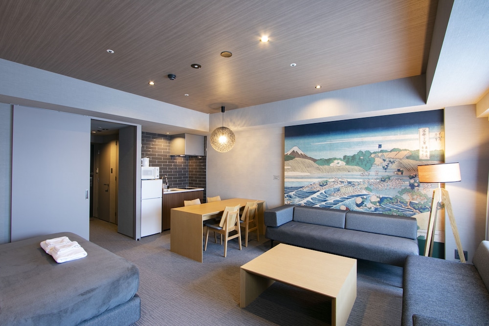 Superior Room thumbnail 6
