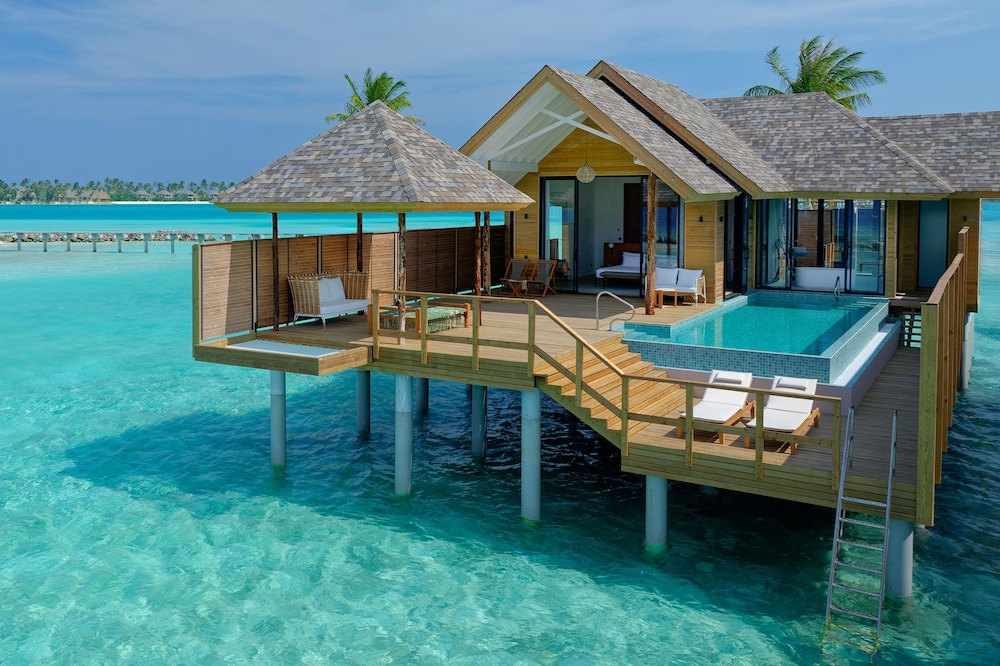 Deluxe Water Pool Villa