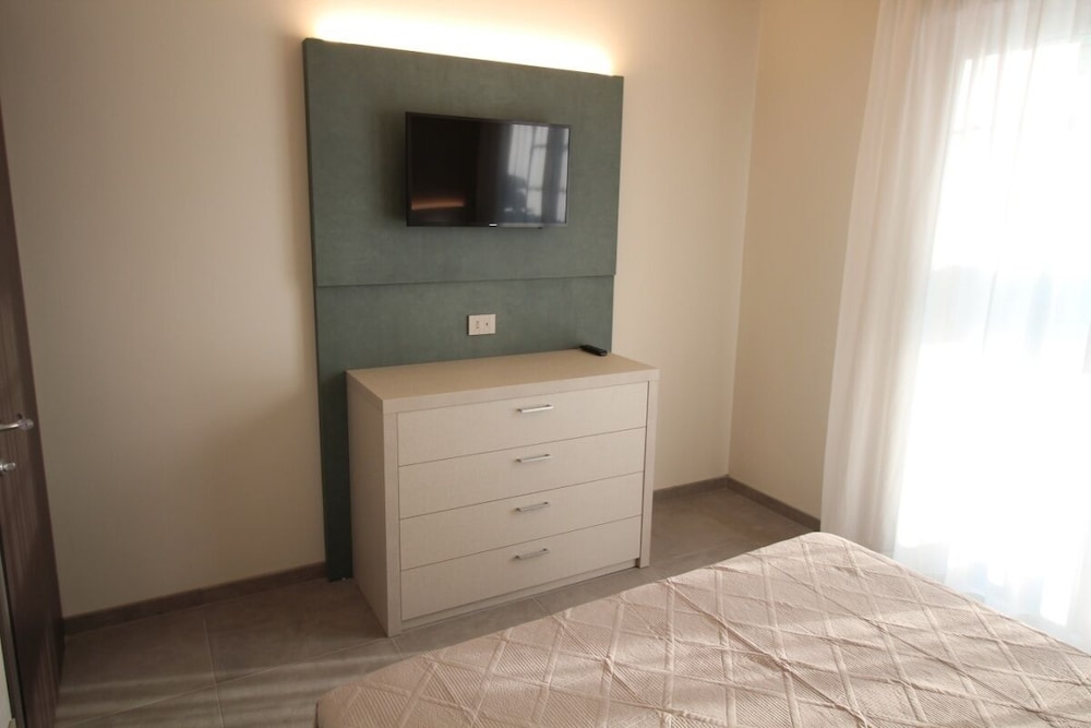 Premium Condo photo 2