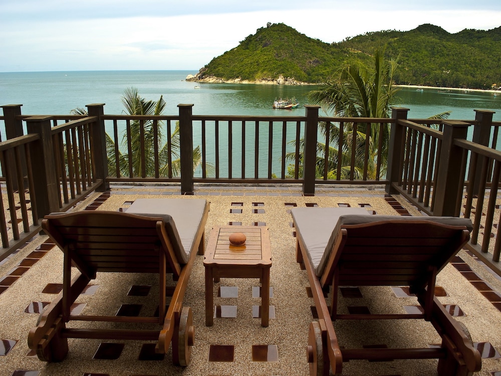 Deluxe Hotel, Sea View - Photo 4