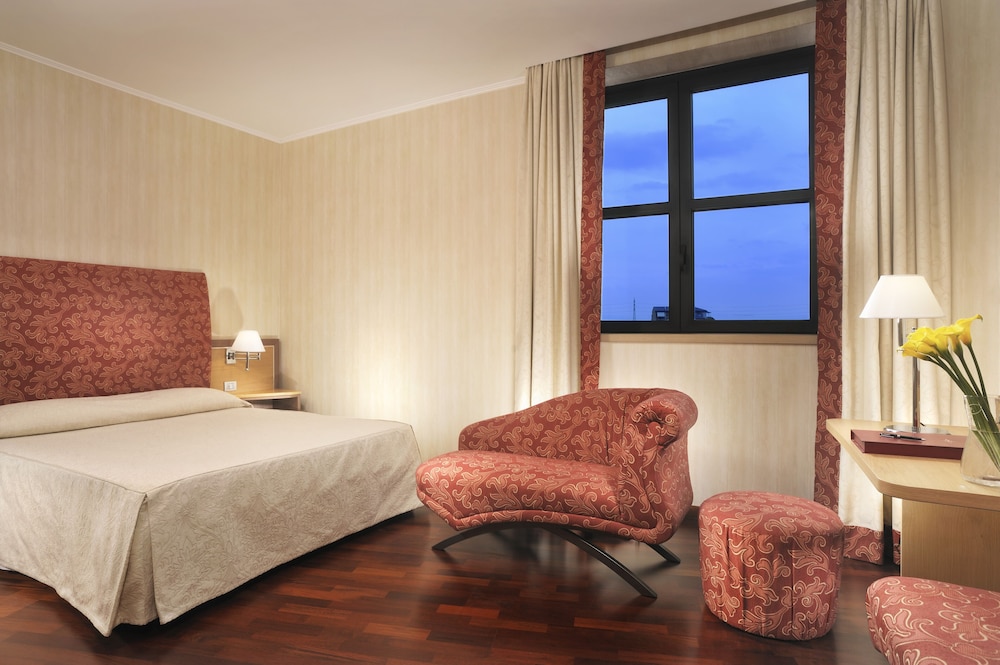 Superior Double Room - Photo 2
