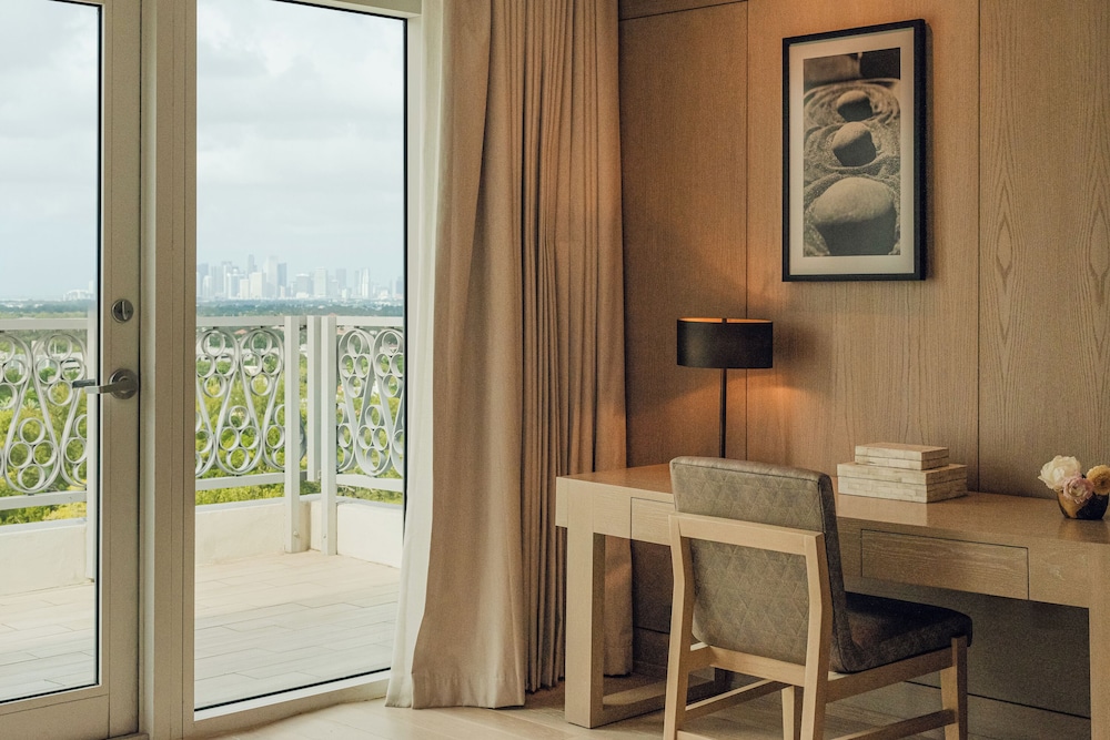 Asahi Ocean View One Bedroom Villa King with Balcony photo 3