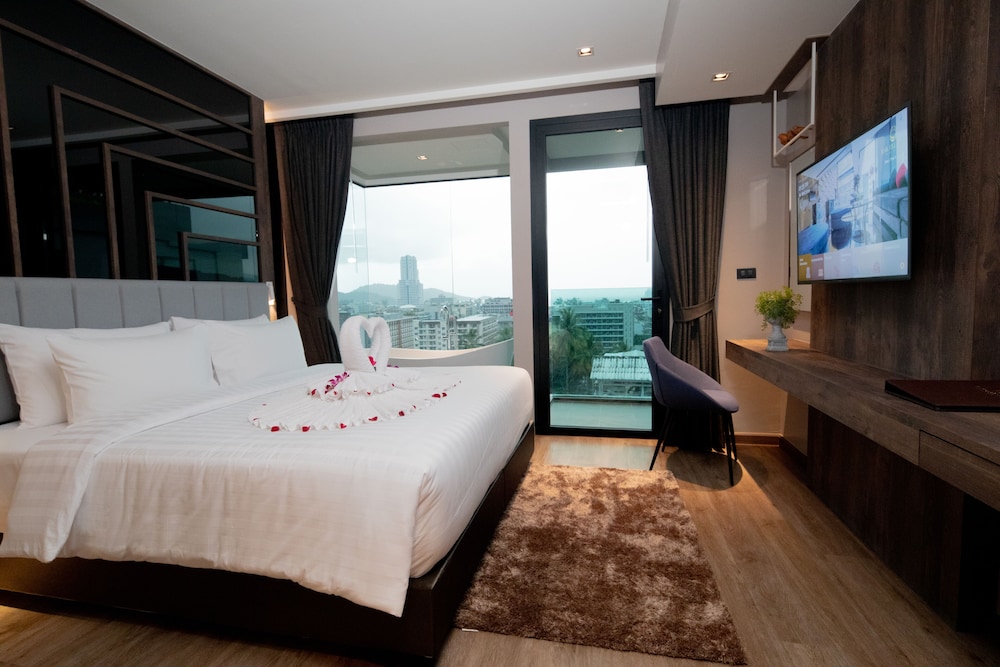 Rak Studio Room with Kitchenette and Bathtub - Photo 5