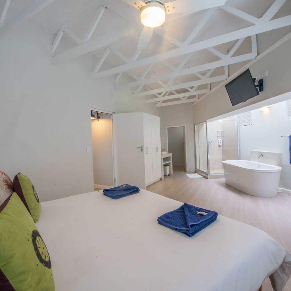 Standard Apartment, 2 Bedrooms (Penthouse) photo 1