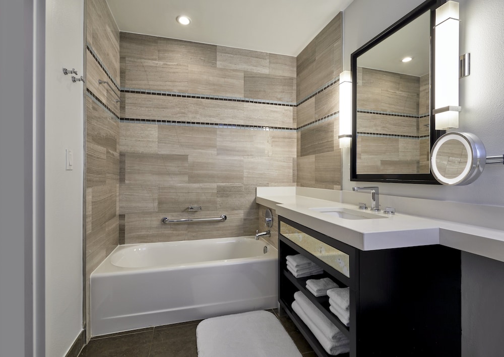 Suite, City View (St. Moritz) - Photo 4