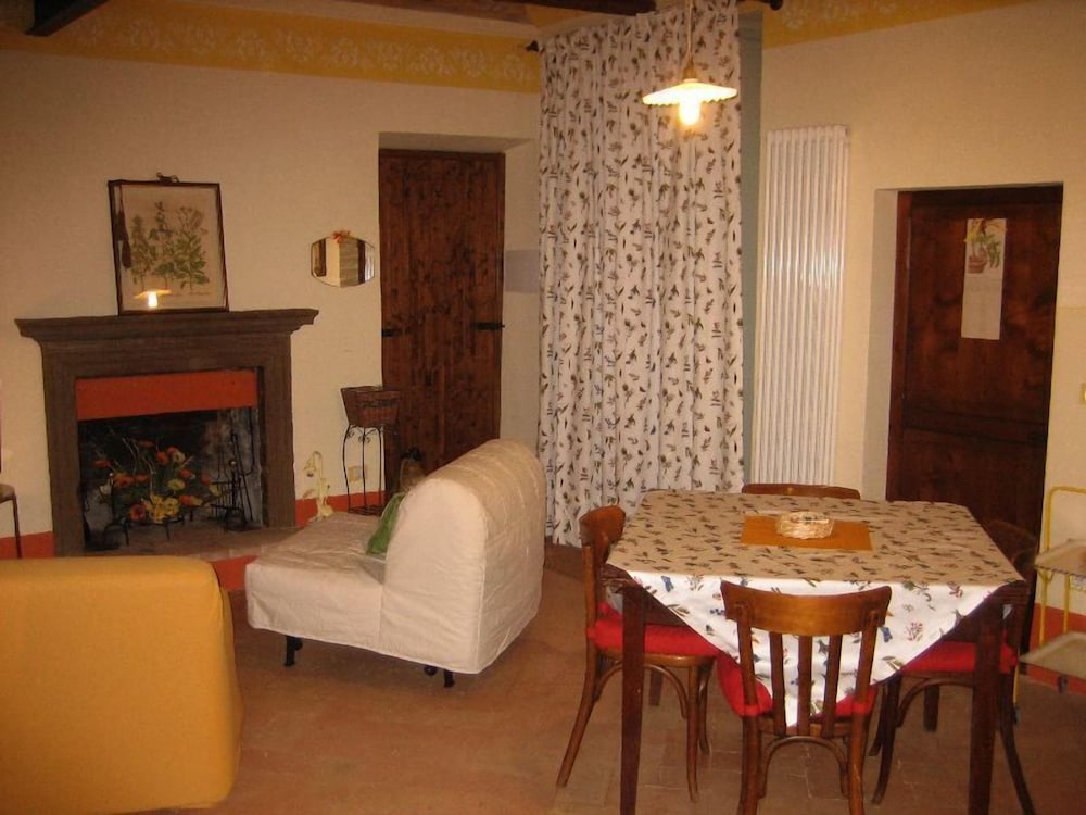 Family Room, Kitchen photo 3