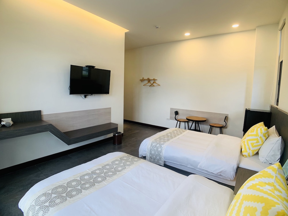 Standard Twin Room photo 3