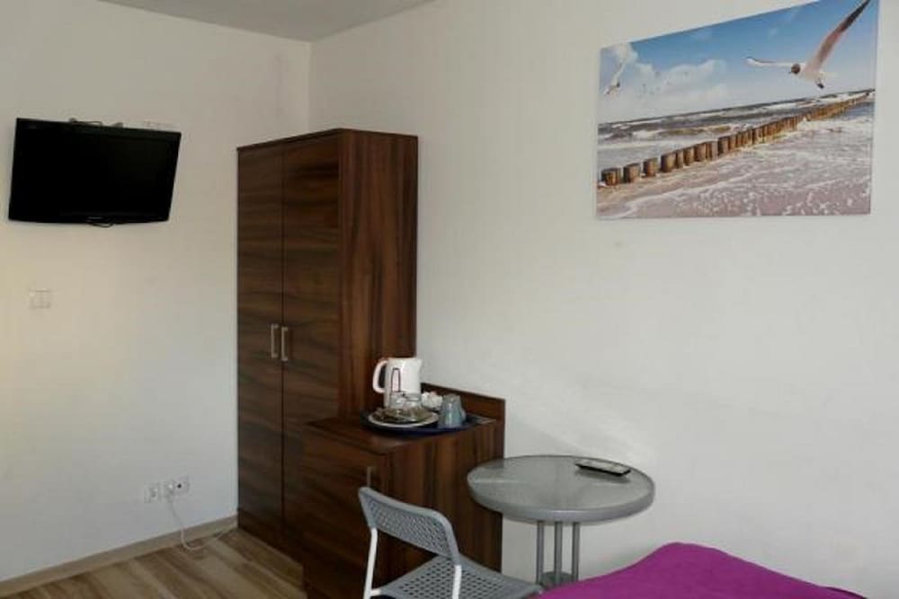 Deluxe Double Room (15)
