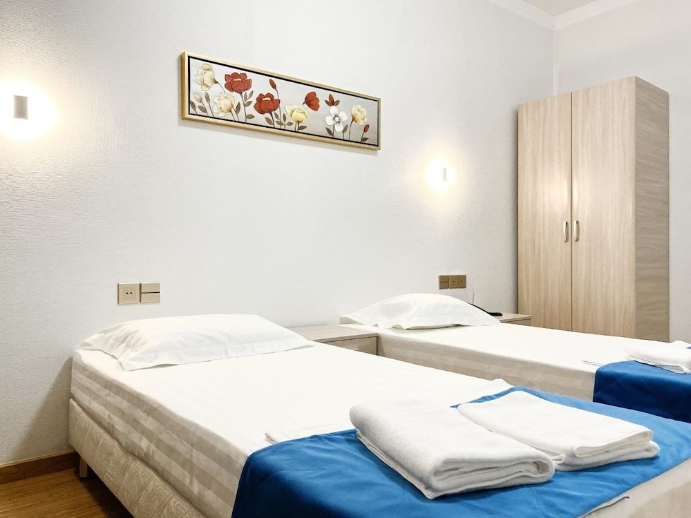 Standard Twin Room photo 1