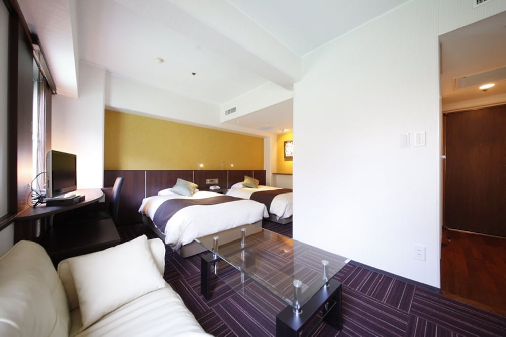 Superior Twin Room, Non Smoking photo 1