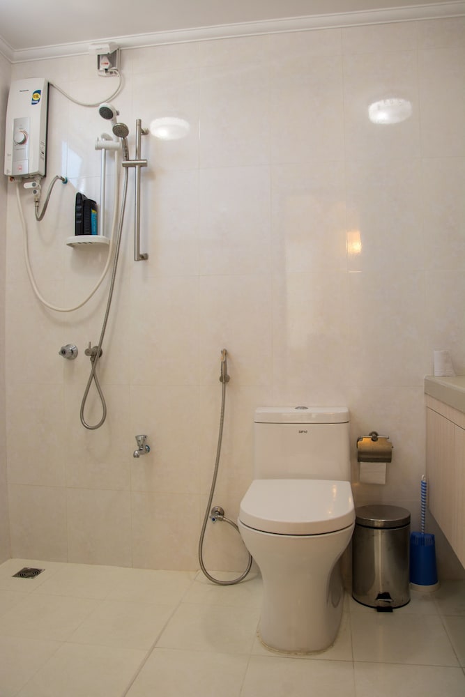 Deluxe Double Room - Photo 14
