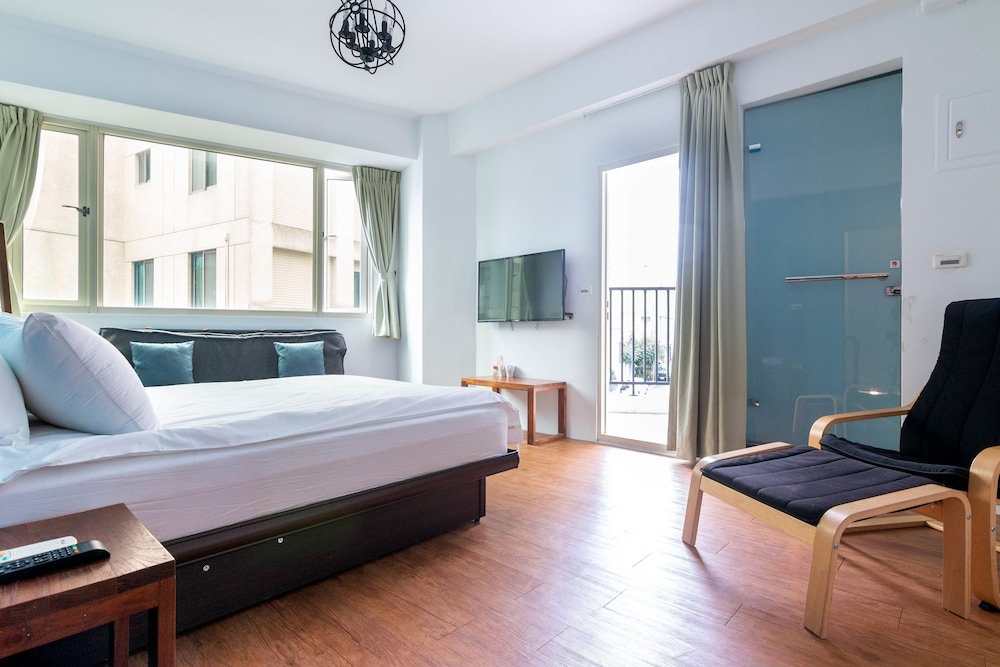 Double Room, Balcony - Photo 5
