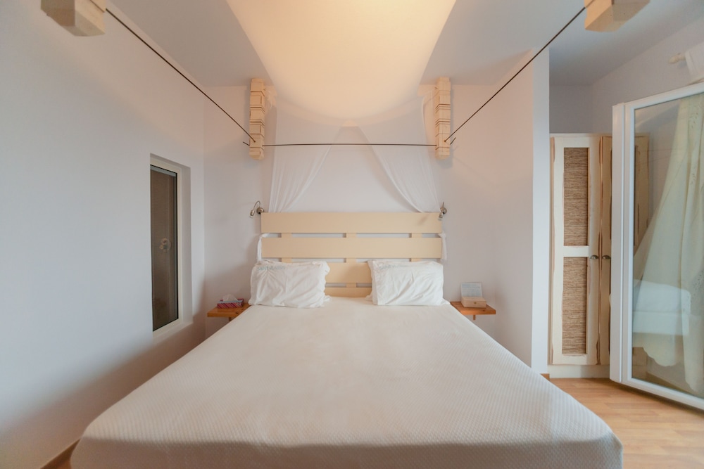 Standard Room - Photo 18
