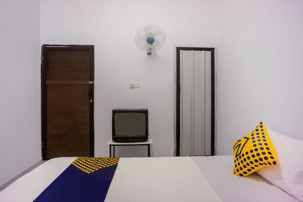 Double Room - Photo 6