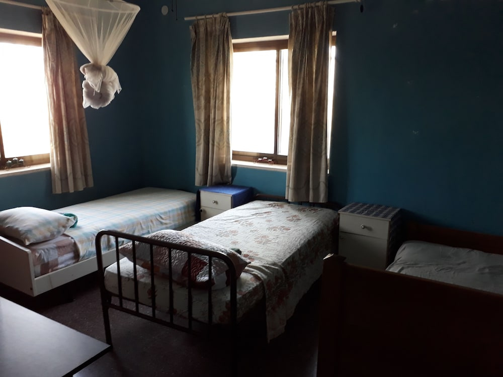 Economy Triple Room, Shared Bathroom photo 3
