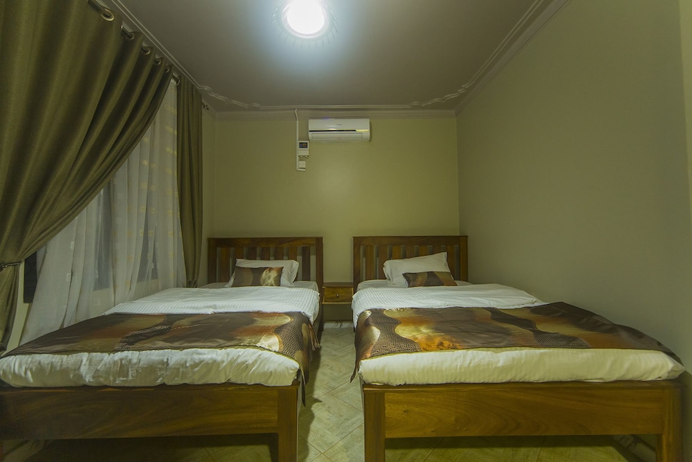 Family Twin Room, Multiple Beds, Non Smoking, Lake View photo 1