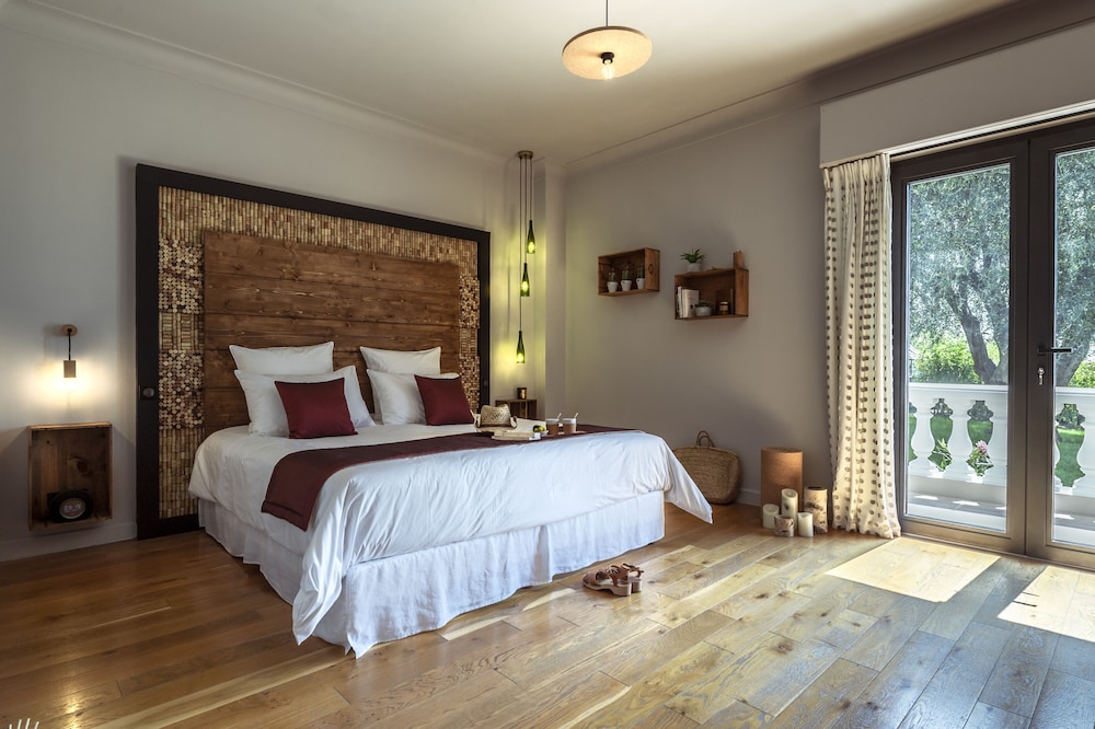 Comfort Room, 1 Queen Bed, Non Smoking photo 1