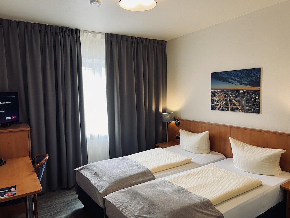 Standard Single Room, 1 Twin Bed (Single bed (90cm x 230cm) for 1 Pers.) photo 3