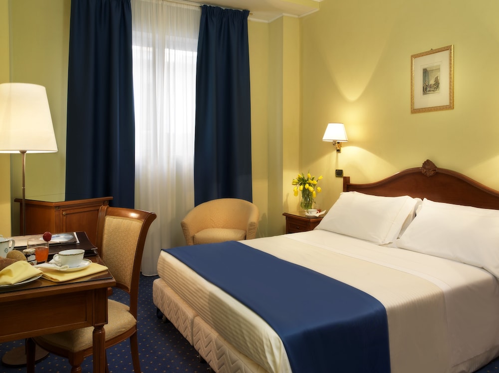 Superior Double Room Single Use photo 2