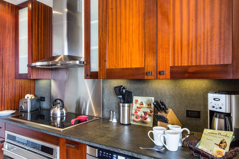 Condo, Multiple Beds, Balcony, Ocean View (Hale Lanikai) photo 3