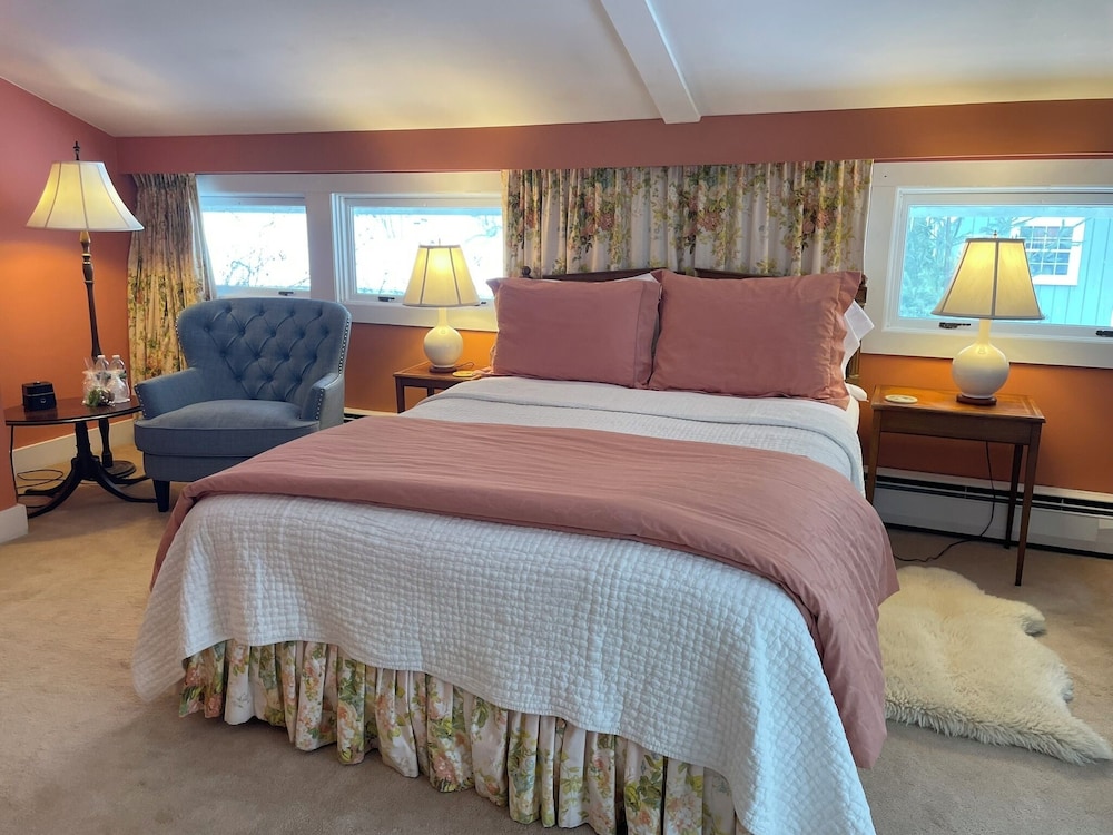 Azalea Room photo 1