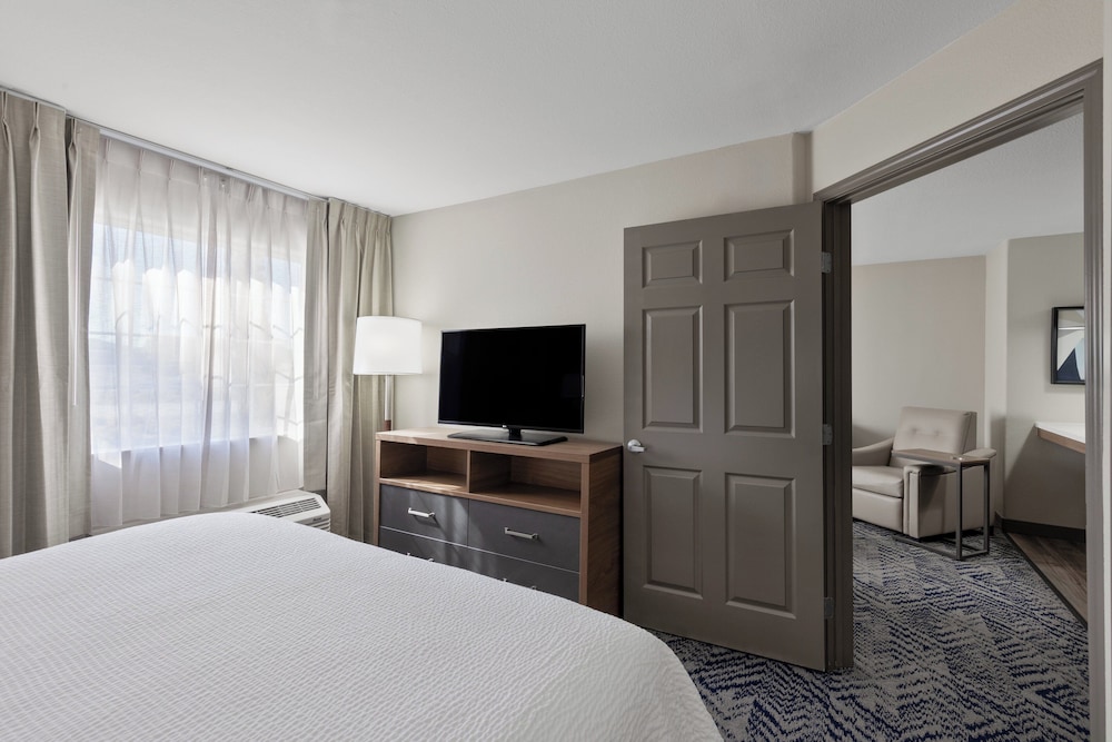 Suite, 1 Bedroom photo 1