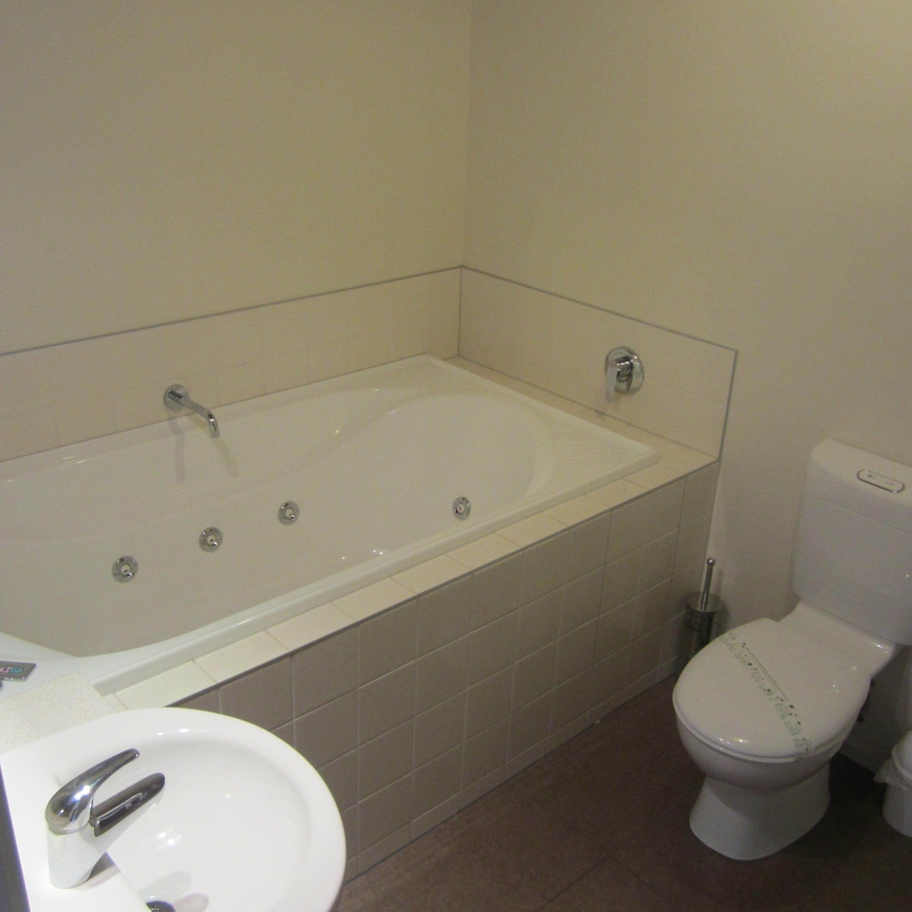 Luxury Suite, 1 Bedroom, Jetted Tub, Mountain View photo 2