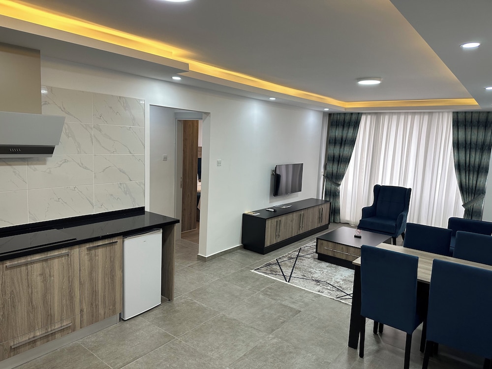 Family Condo, City View photo 3